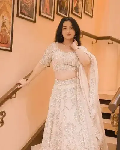 Escort Bhalki